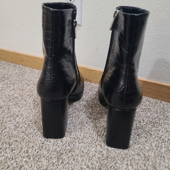 NEW ASOS black Square Toe Block Heel Platform Crocodile Ankle Boots - Picture 5 of 6
